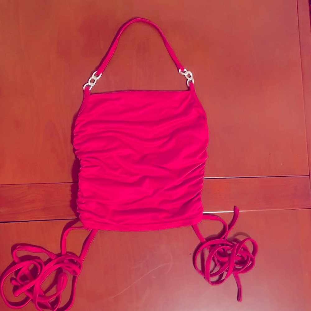 Pink crop top with silver collar